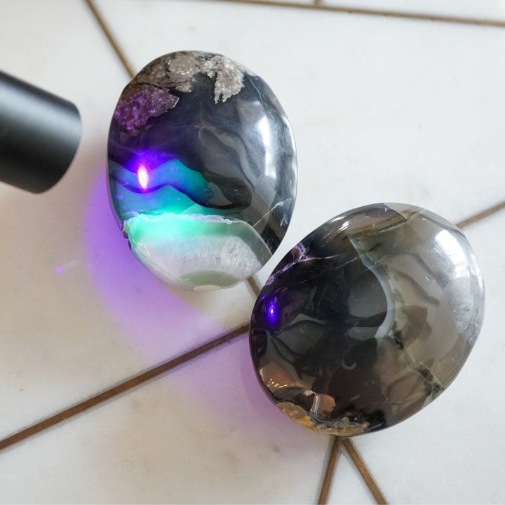 UV-Reactive Volcanic Agate Touchstone